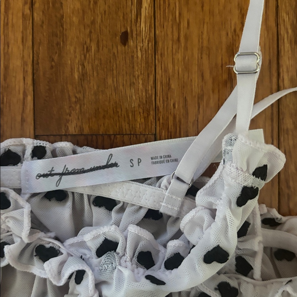 NWOT Out From Under Urban Outfitters Follow Your Heart Bralette - small - Picture 6 of 7